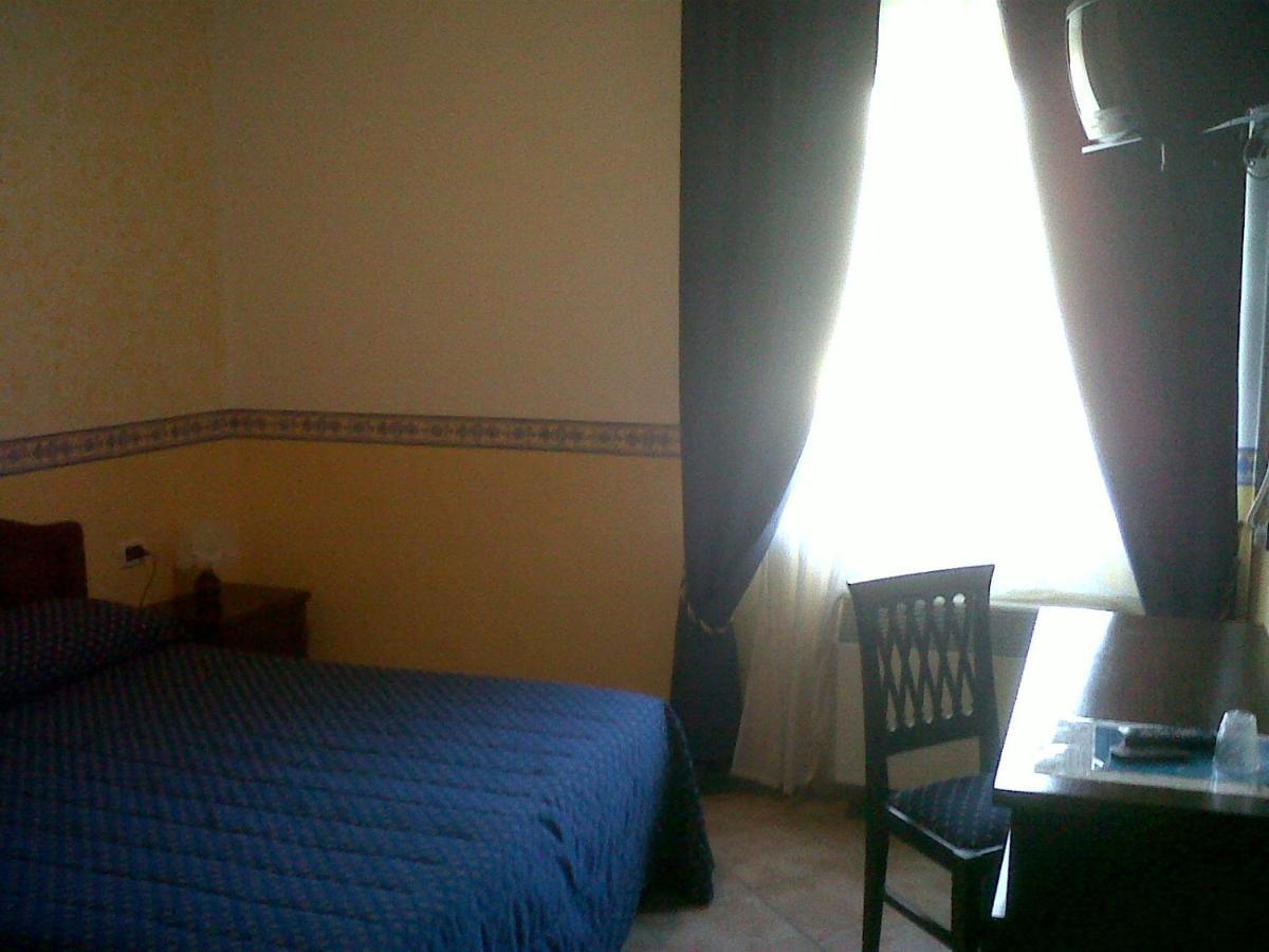 Hotel Eden Sul Lago Болсена Екстериор снимка
