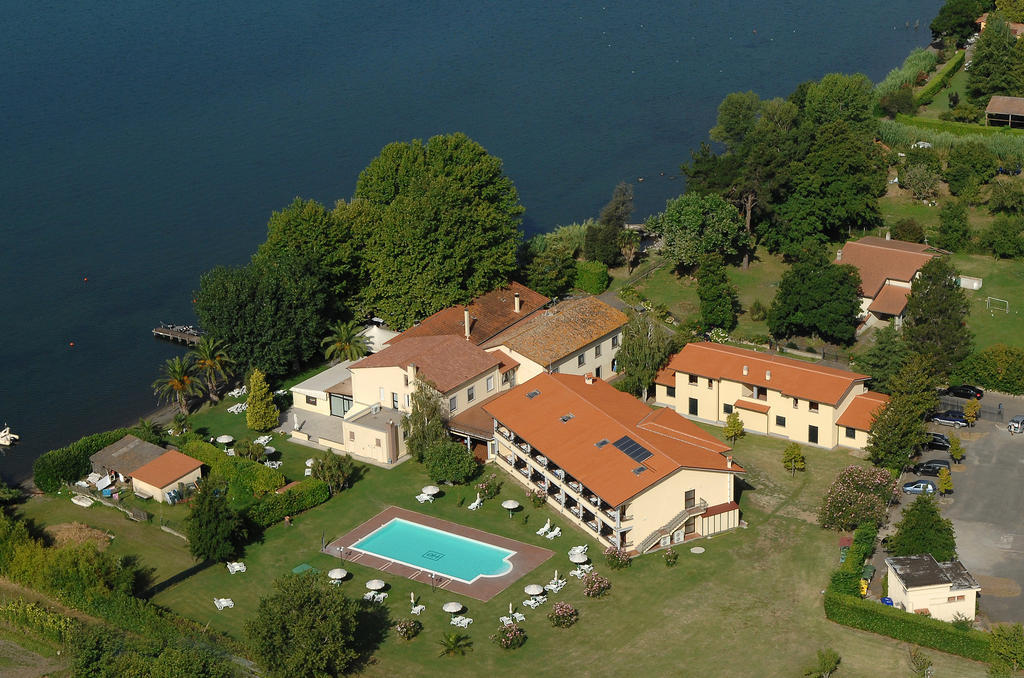 Hotel Eden Sul Lago Болсена Екстериор снимка