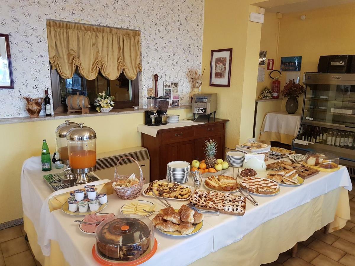 Hotel Eden Sul Lago Болсена Екстериор снимка