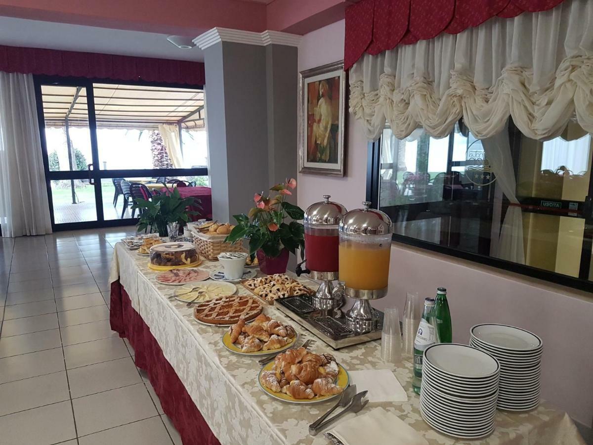 Hotel Eden Sul Lago Болсена Екстериор снимка